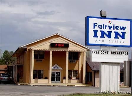 Fairview Inn & Suites Buitenkant foto