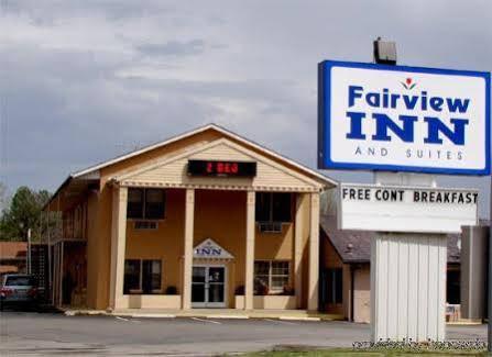 Fairview Inn & Suites Buitenkant foto